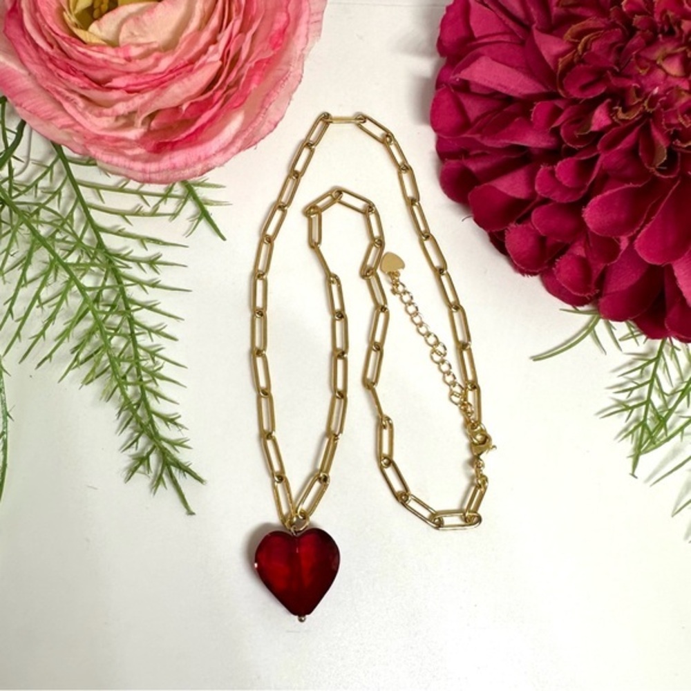 NEW⚜️Crystal Heart Charm Necklace